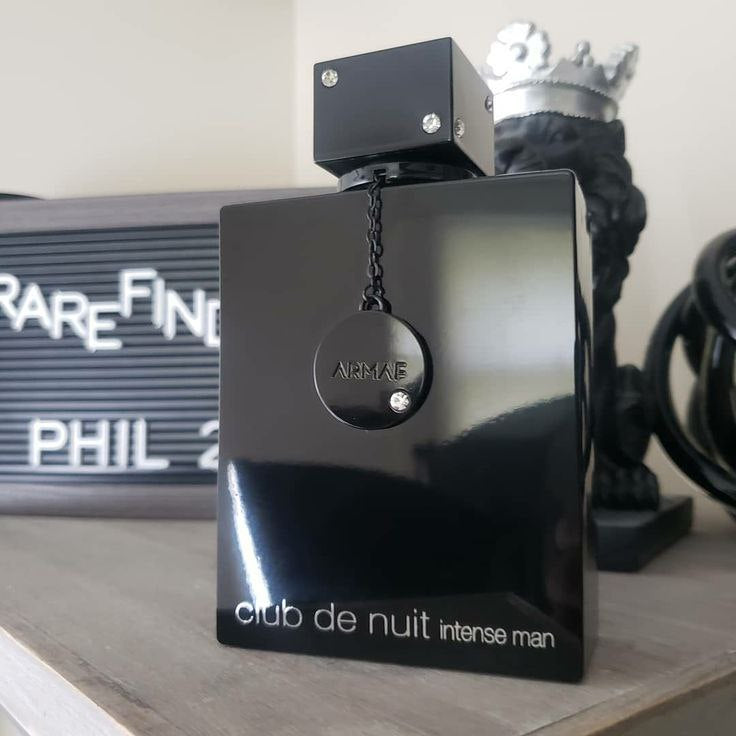 (Clup de nuit intense)
عطر أصلي من شركة أرماف الإماراتية