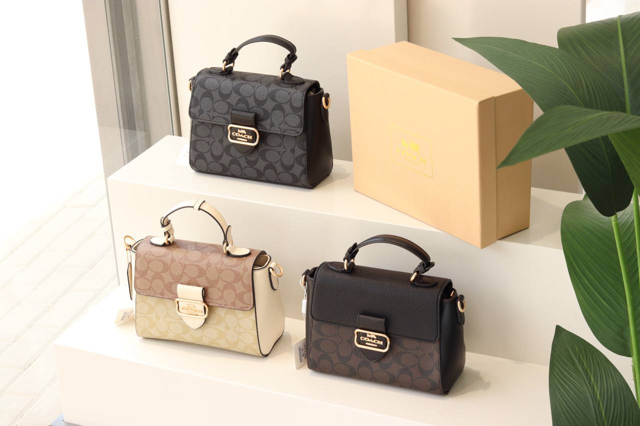 شنط كوتش Coach