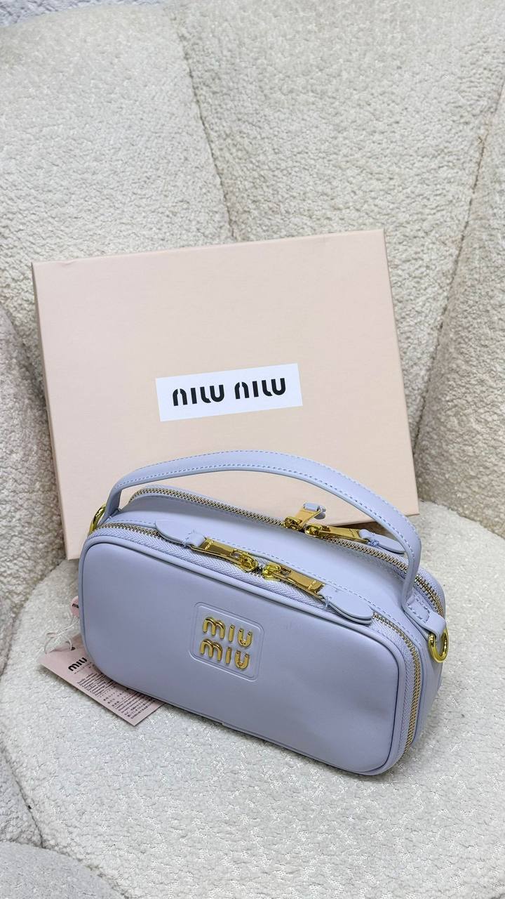 شنط MIUMIU