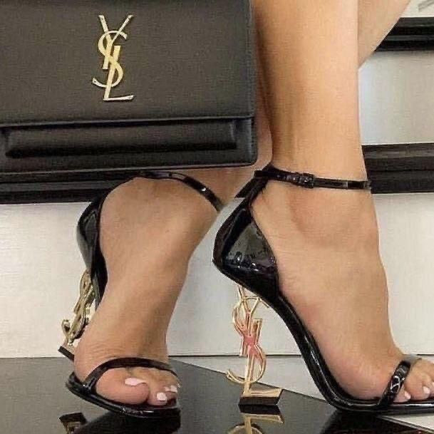 سليبرات وهيلزات