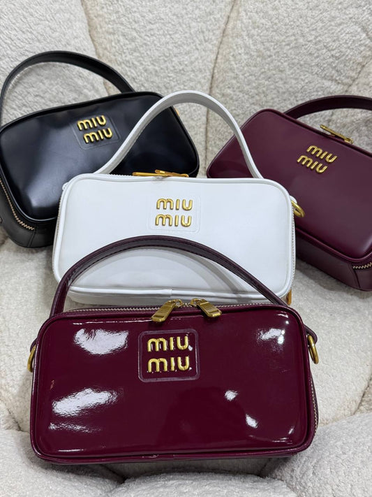 شنط MIU MIU