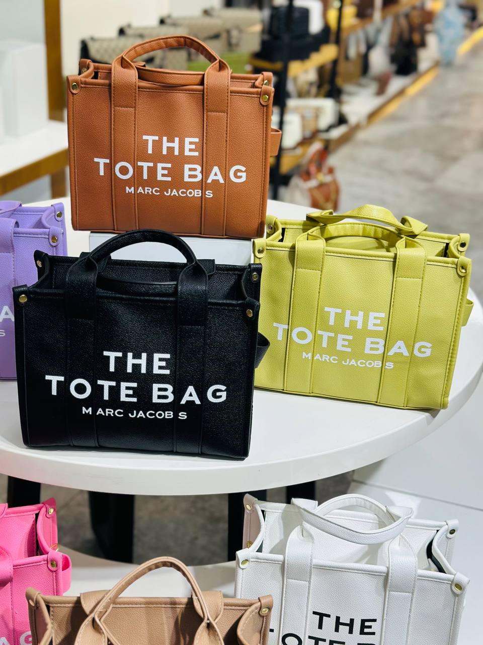 شنط tote bag