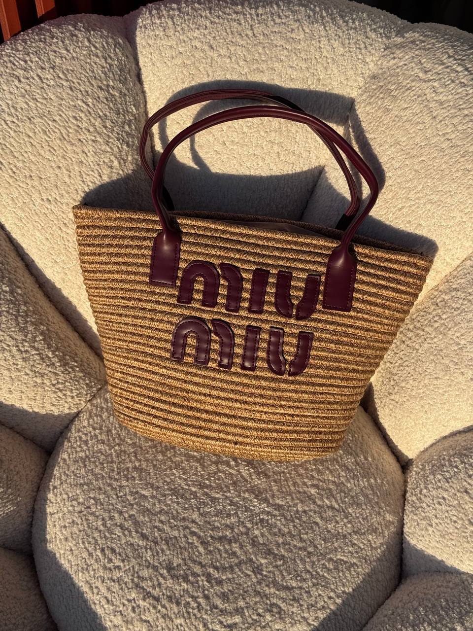 شنط MIU MIU قش