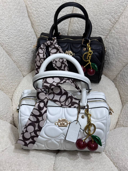 شنط من كوتش coach