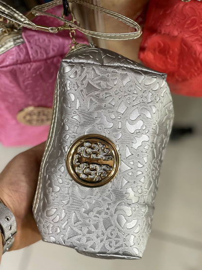 جزدان مكياج