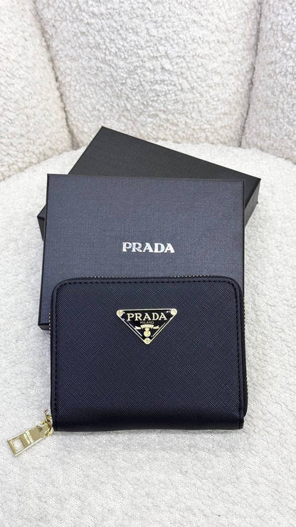 جزدان Prada