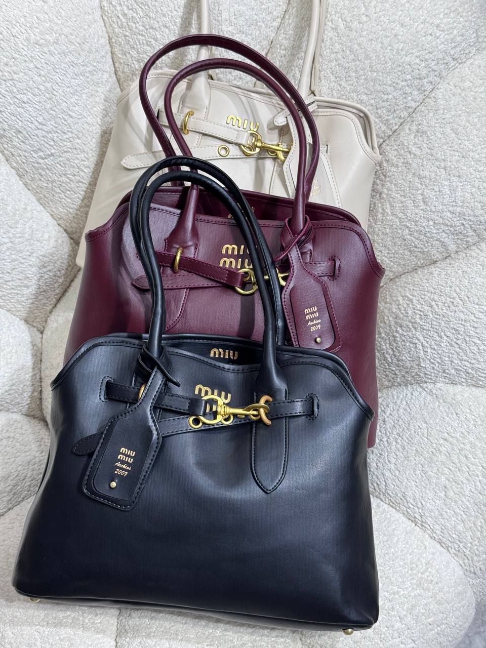 شنط MIU MIU