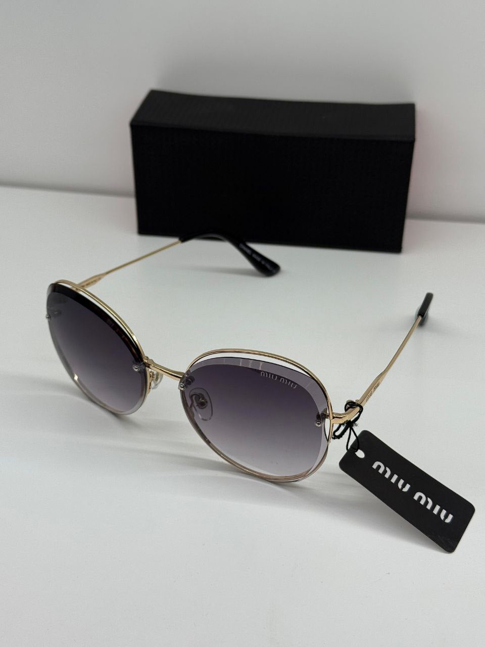 نظارات MIU MIU