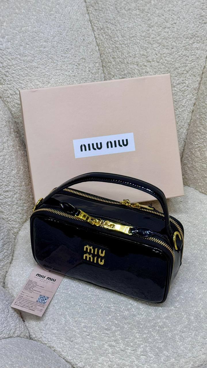 شنط MIUMIU