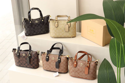 شنط كوتش Coach