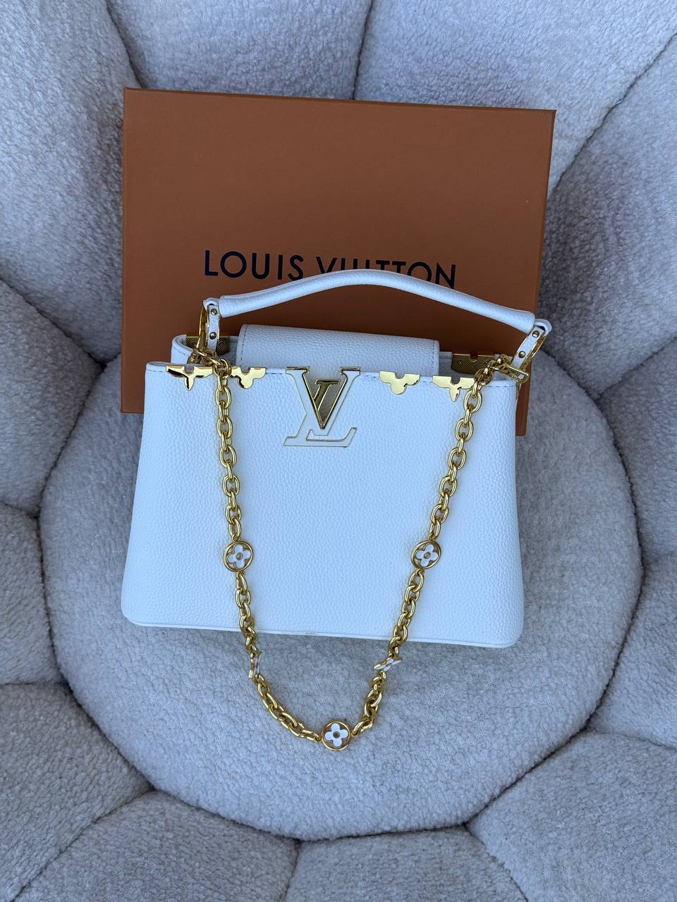 شنط من LV