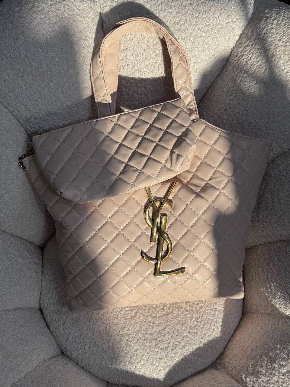 شنط YSL حجم كبير مع جزدان