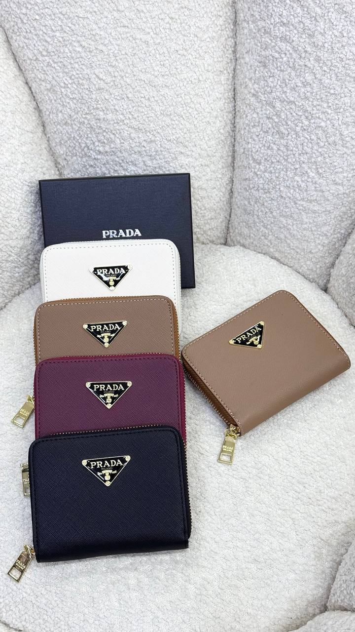 جزدان Prada