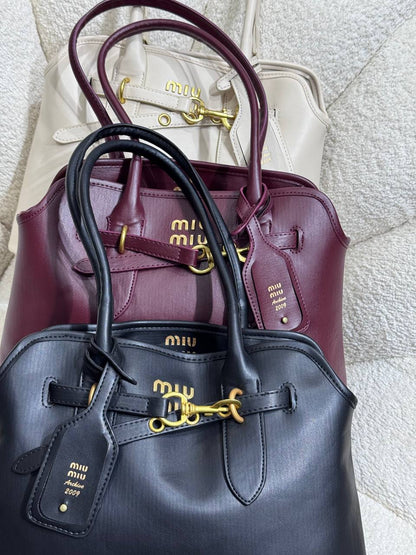 شنط MIU MIU
