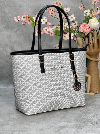 شنط Michael Kors